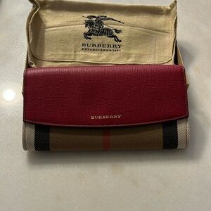 Burberry Nova Check Canvas Leather Bi-fold Long Wallet (Red/Beige)